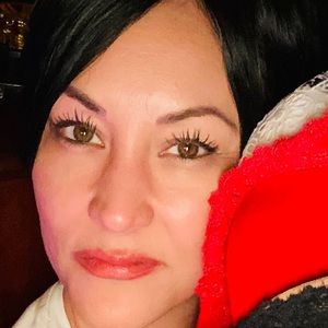 Meet your Posher, Marcia